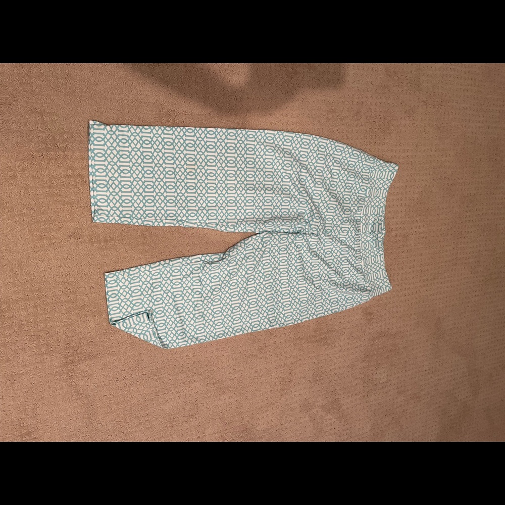 J MCLAUGHLIN CAPRI PANT SIZE L